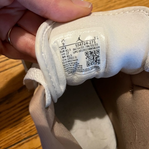 Jordan 1 Mid Tan Gum - Picture 3 of 6